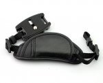 Camera wrist strap with level EP-XJ01